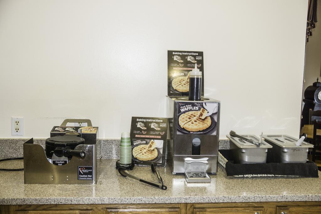 Americas Best Value Inn St. Louis / South Mehlville Eksteriør bilde
